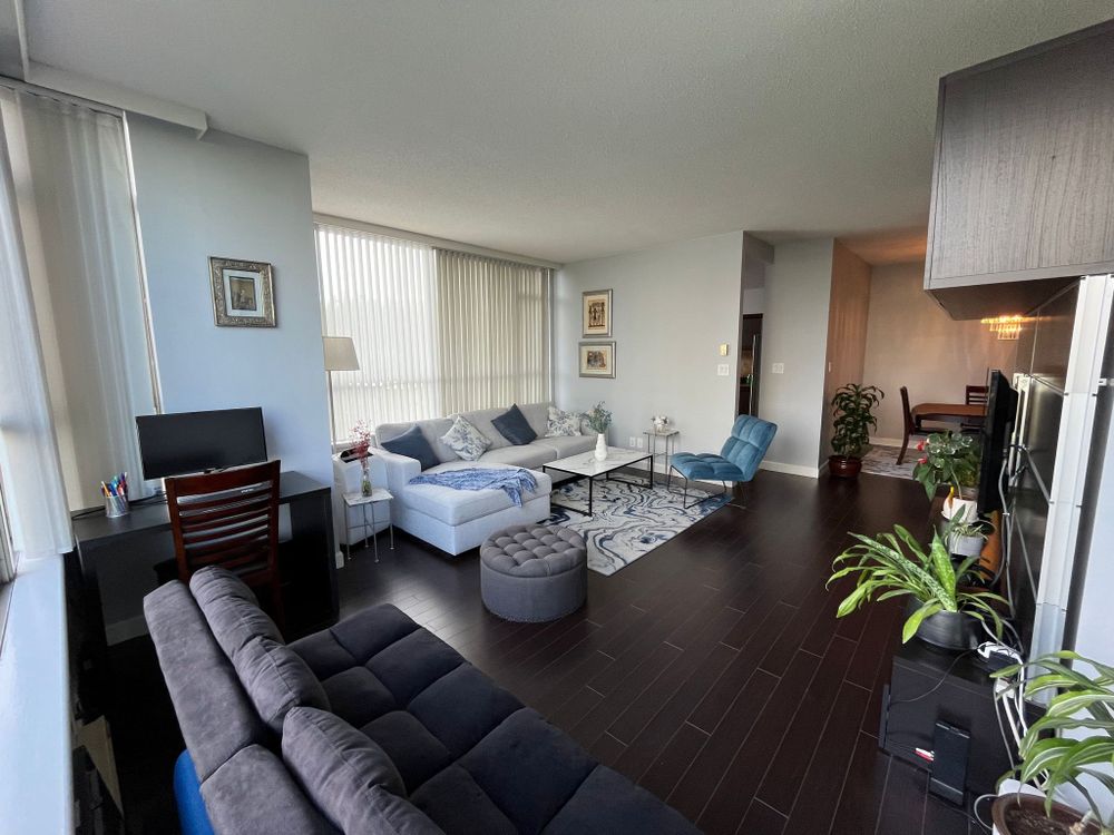 https://d2d56882uwwjpl.cloudfront.net/large_Living_room_extra_IMG_20230726_WA_0119_d8ac26a22d.jpg