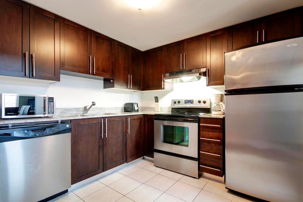 https://d2d56882uwwjpl.cloudfront.net/large_Mosaique_1_bedroom_loft_kitchen_71762a4903.jpg