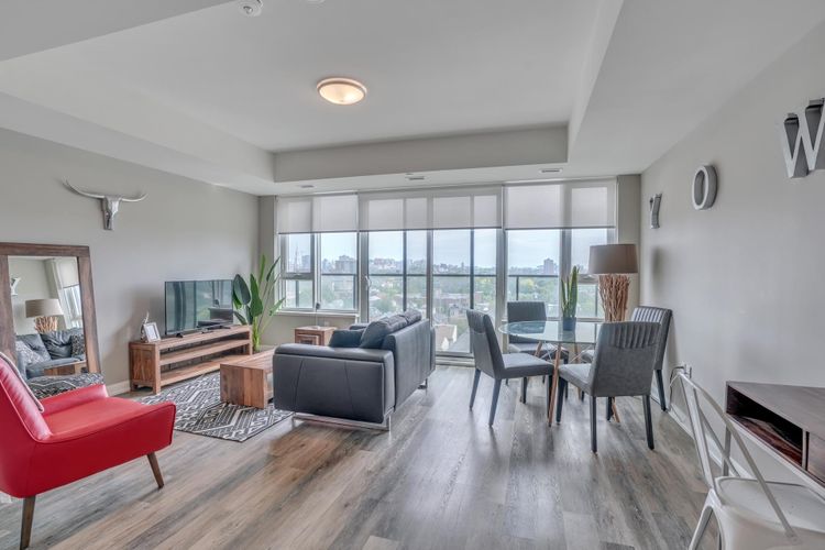 https://d2d56882uwwjpl.cloudfront.net/listing-photos/2025/9/15/medium_Copy_of_1140_wellington_St_06_448e3de177.jpg