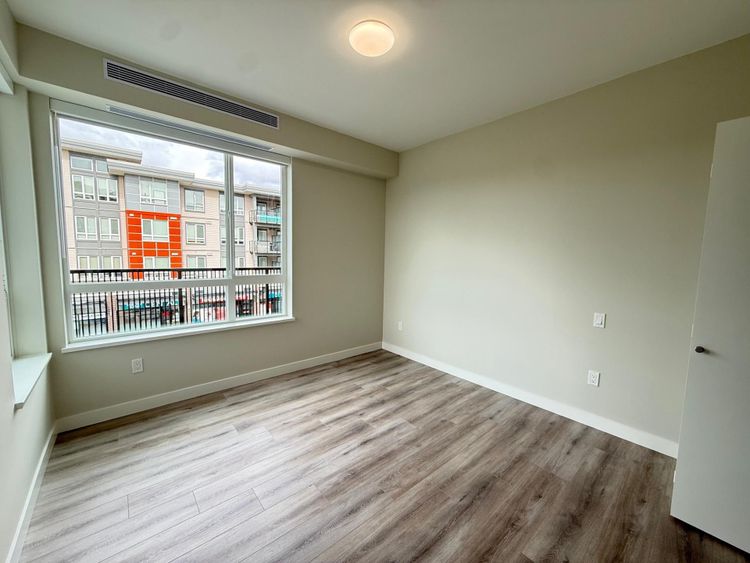 https://d2d56882uwwjpl.cloudfront.net/listing-photos/2026/2/9/medium_9b536532_e2bd_412a_9b96_db3ec9347361_8d3def89e9.jpg
