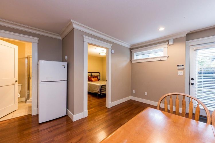 https://d2d56882uwwjpl.cloudfront.net/listing-photos/2026/8/29/medium_2495w33_1bedroom_7_a2ee176e96.jpeg