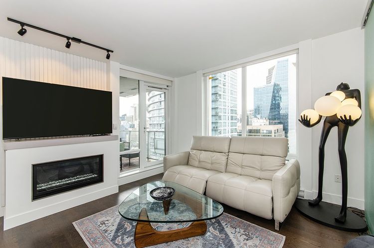 Downtown Vancouver Furnished Condo in Vita, Vancouver | Rent It ...