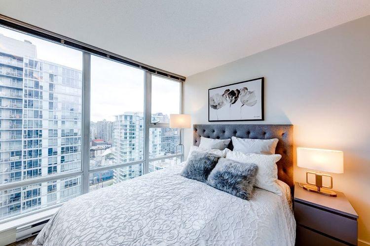 Downtown Vancouver Furnished Condo in Spectrum 4, Vancouver | Rent It ...