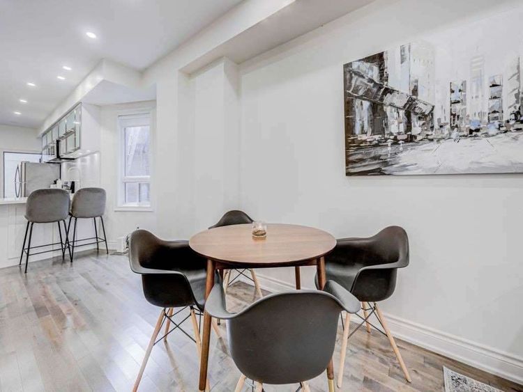https://d2d56882uwwjpl.cloudfront.net/medium_717_Palmerston_photos_dining_room_and_kitchen_072e762715.jpg