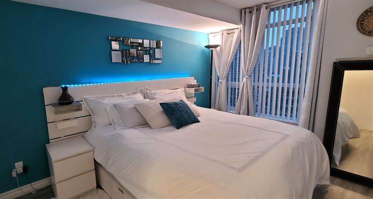 https://d2d56882uwwjpl.cloudfront.net/medium_King_Size_bed_63f77bbb36.jpg