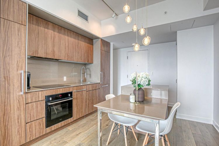 https://d2d56882uwwjpl.cloudfront.net/medium_Kitchen_70409812b1.jpg