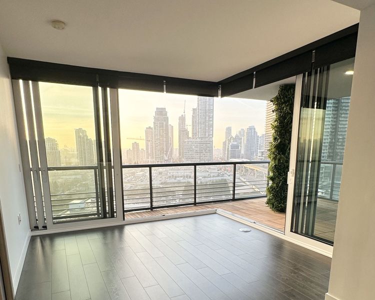 https://d2d56882uwwjpl.cloudfront.net/medium_Living_room_with_open_patio_concept_4a03a66d95.jpg