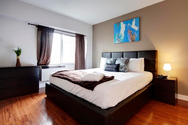 https://d2d56882uwwjpl.cloudfront.net/medium_Mosaique_1_bedroom_bed_0e657f13a9.jpg