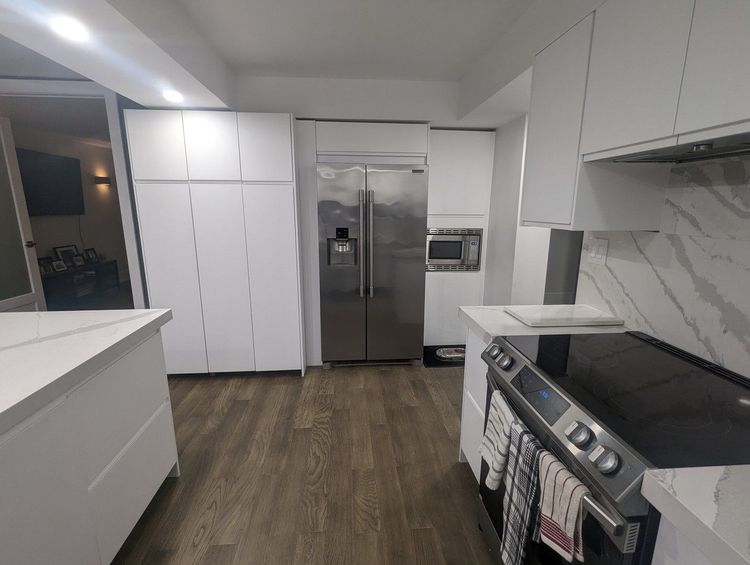 https://d2d56882uwwjpl.cloudfront.net/medium_condo_16466190_b41004232e.jpeg