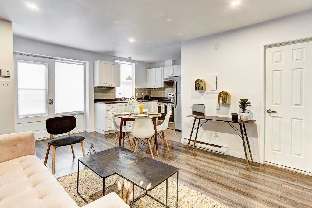 Impressive Griffintown Furnished Condo, Montreal Rent It Furnished Rental