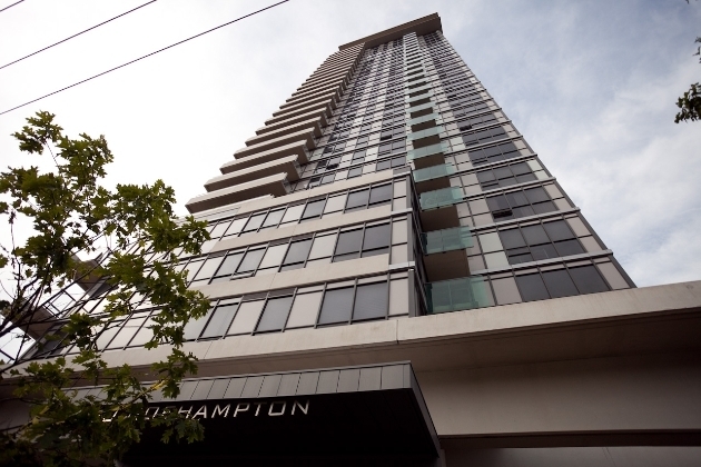 https://d2d56882uwwjpl.cloudfront.net/toronto/2015/09/01-70-roehampton-ave-the-republic-exterior.jpg