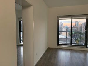 https://d2d56882uwwjpl.cloudfront.net/toronto/2020/11/Dundas6-300x225.jpg