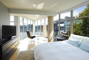 https://d2d56882uwwjpl.cloudfront.net/vancouver/2011/03/Bed_0599_Final-300x201.jpg