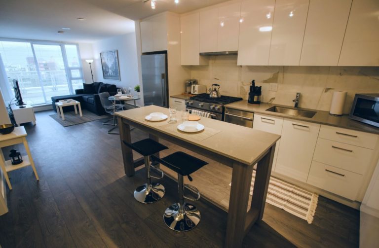 Tinseltown Crosstown Furnished Luxury Penthouse in Framework