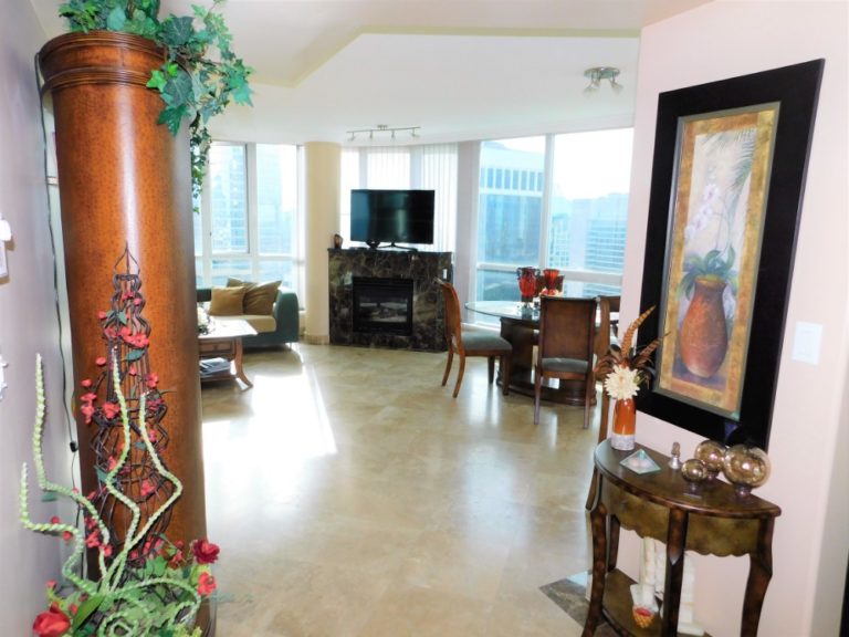 Coal Harbour Furnished Condo in The Vantage, Vancouver Rent It