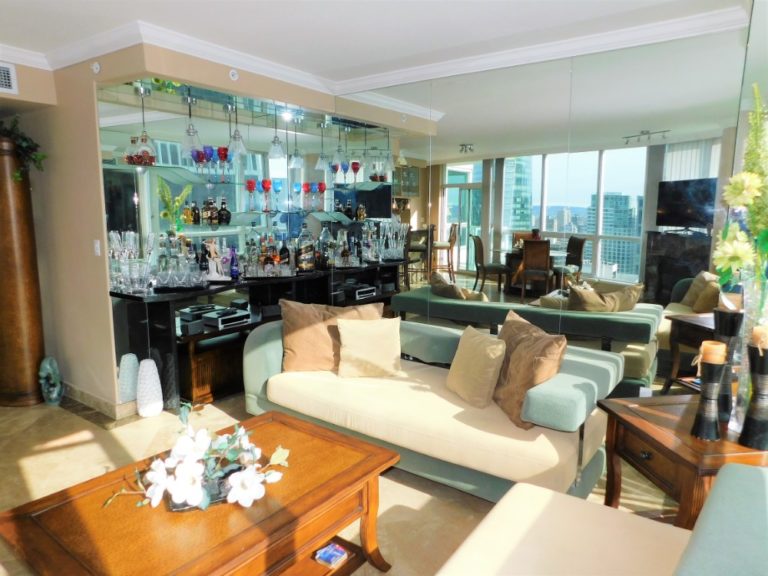 Coal Harbour Furnished Condo in The Vantage, Vancouver Rent It