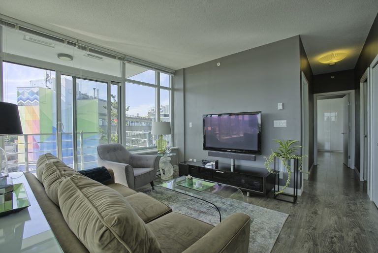 https://d2d56882uwwjpl.cloudfront.net/vancouver/2019/08/02-5-768x514.jpg