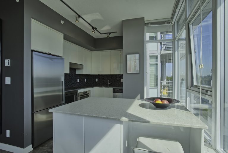 https://d2d56882uwwjpl.cloudfront.net/vancouver/2019/08/05-4-768x514.jpg