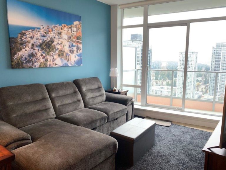 Dazzling Whalley Furnished Condo in 3 Civic Plaza, Surrey Rent It