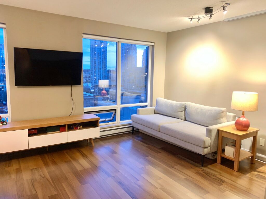 Striking Yaletown Furnished Condo in Domus, Vancouver Rent It Furnished Rental