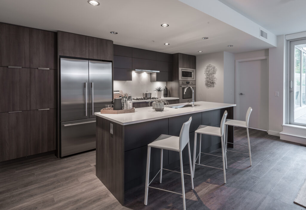 Dunbar Southlands Unfurnished Condo in Dunbar Terrace, Vancouver